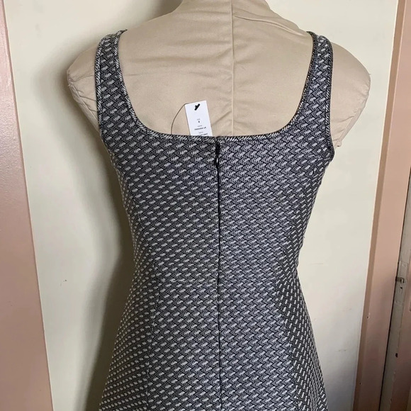 THEORY Trekana Circuit Jacquard Fit & Flare Dress - Picture 8 of 9